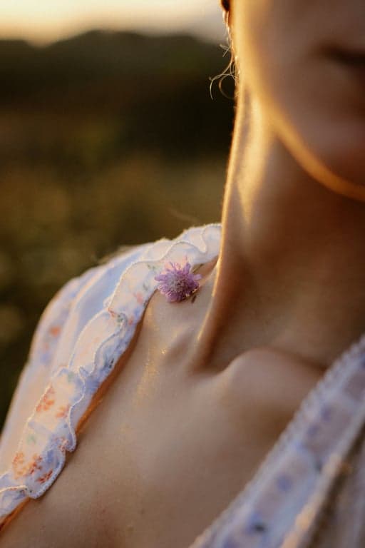 🪡 Lana Desastre – Sé-Nos / Mell-kép – Feminista közösségi portré fonalból